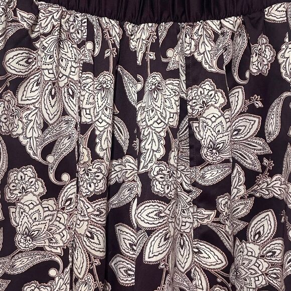 Drapey Dark Floral Silky Palazzo Pants Front Slits Festival Boho - Picture 11 of 12